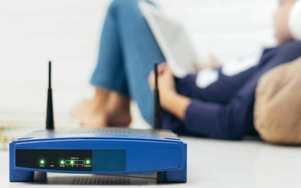 Không nên để bộ phát wifi gần giường nằm