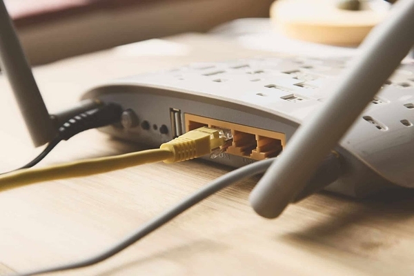 Nên nâng cấp router wifi khi router nóng quá mức