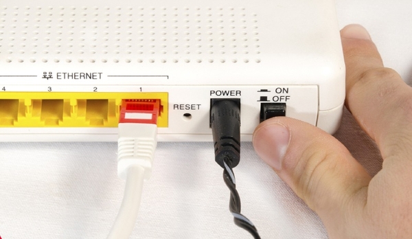 Kiểm tra và thử khởi động lại modem kết nối wifi là cách khắc phục tivi Sony không kết nối được wifi