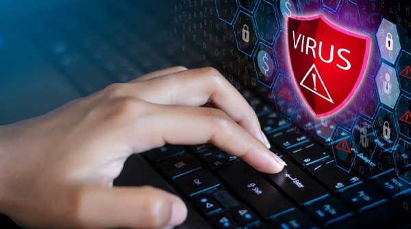 Sử dụng phần mềm quét virus để loại bỏ virus, ứng dụng độc hại trên máy