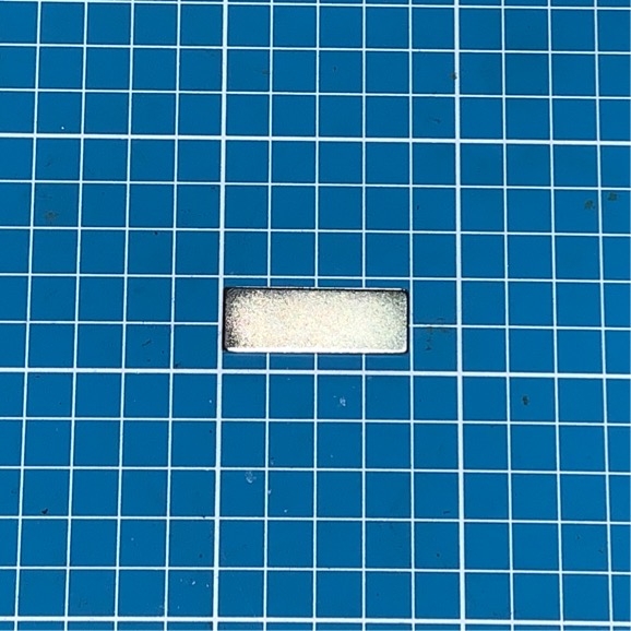 nam-cham-40x15x3mm