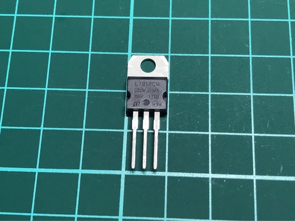 Ổn áp 12V - 7812 (Chân) | Giải Pháp Chung