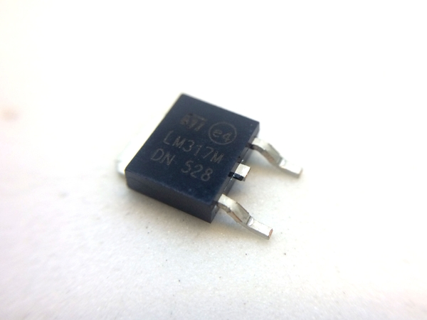 ic-on-dinh-dien-ap-tuyen-tinh-lm-317