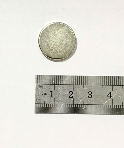 nam-cham-thep-trang-fi-20mm-x-3-mm