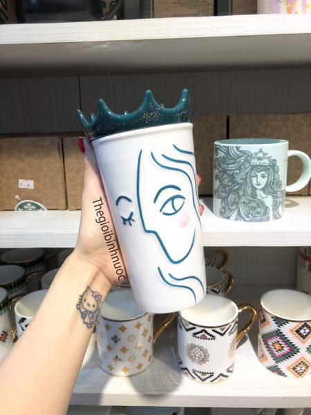 Starbucks Crown Cup