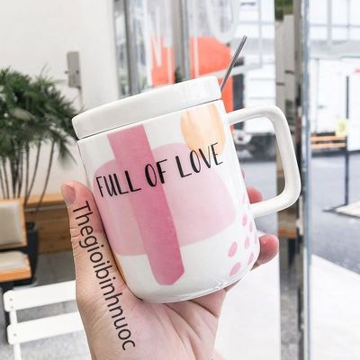 Ly Sứ Hoạ Tiết Chữ Love Dễ Thương 