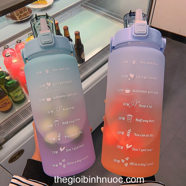 Bình Nhựa Nhắc Uống Nước 2L
