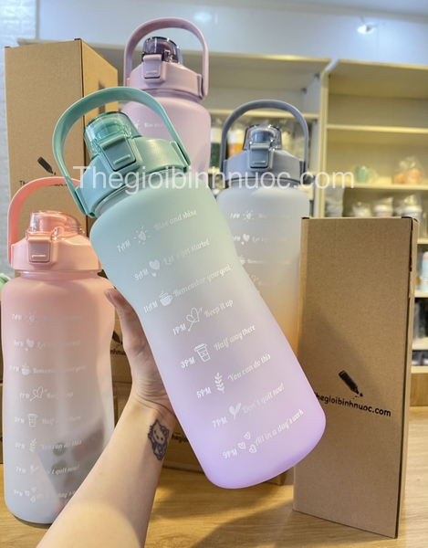 Bình Nhựa Thể Thao Nhắc Uống Nước 2000ML Tặng Kèm Sticker Trang Trí 