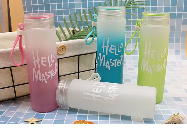 Sỉ In Logo Khắc Logo Bình Thủy Tinh Hello Master 500ML