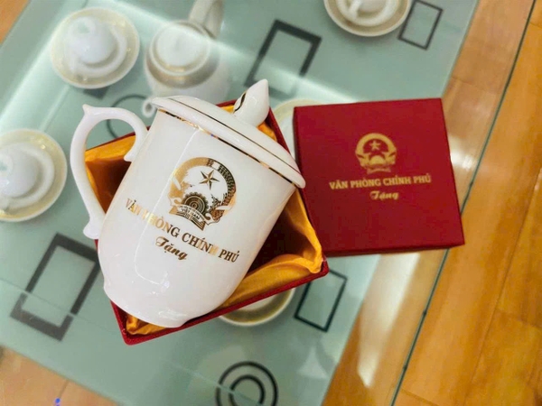 Sỉ In Logo Ly Sứ Cốc Sứ 350ml