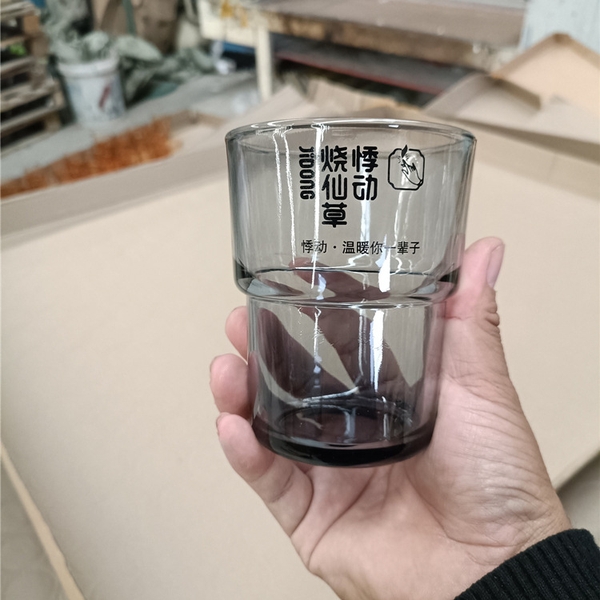 Sỉ In Khắc Logo Ly Thủy Tinh Bọc Da 420ML