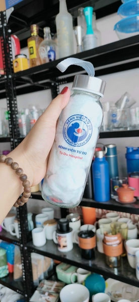 Sỉ In Logo Khắc Logo Chai Thủy Tinh 500ML