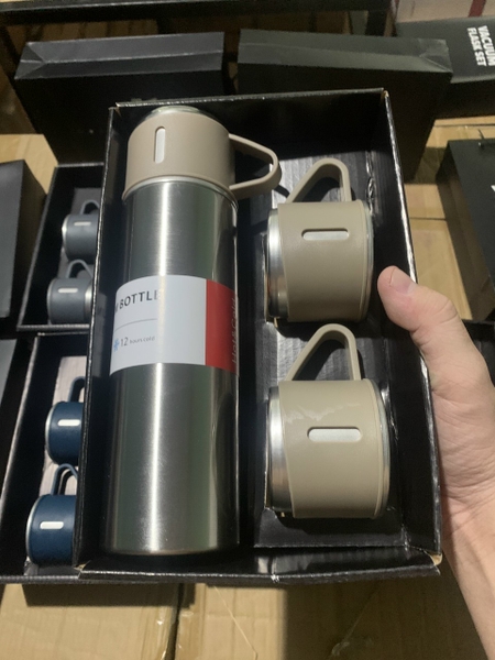 Sỉ In Logo Khắc Logo Set Hộp Bình Giữ Nhiệt 500ML