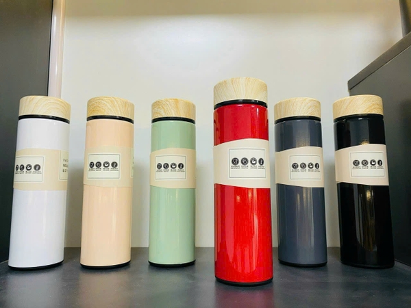 Sỉ In Khắc Logo Bình Giữ Nhiệt Nắp Gỗ 450ML