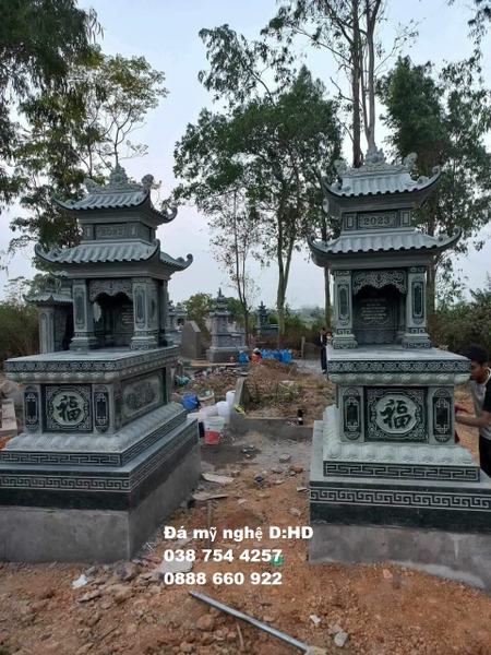 Hình ảnh về Lăng mộ đá hai mái tại Quảng Trị