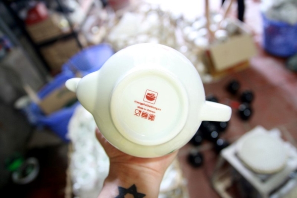 Tem đáy của gốm sứ Hoàng Phát Bát Tràng