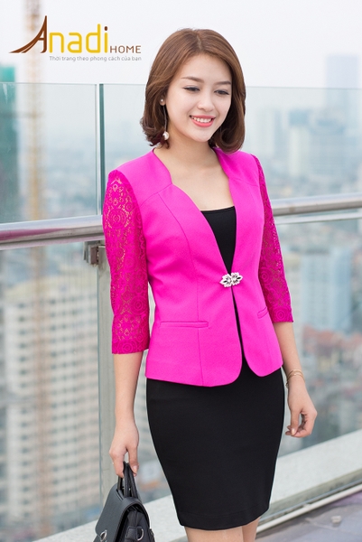 Vest tay lỡ phối ren - 745,000đ