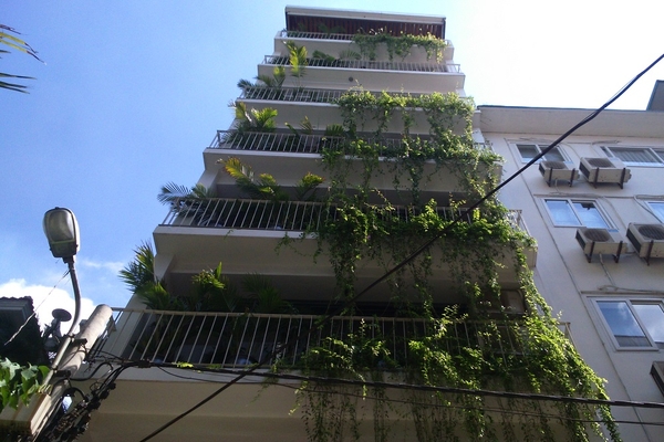 Three Trees Building _______1,100$~1,500$_______