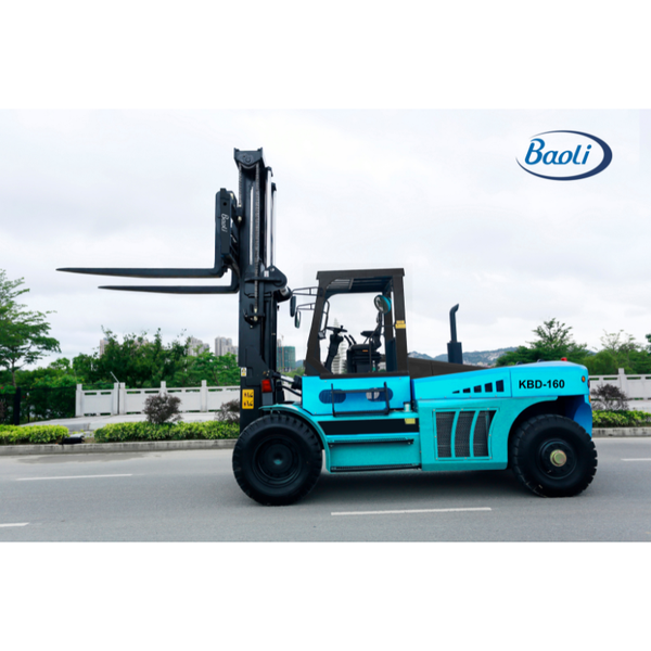 Xe nâng dầu Baoli KBD135 tải trọng 13.5 tấn