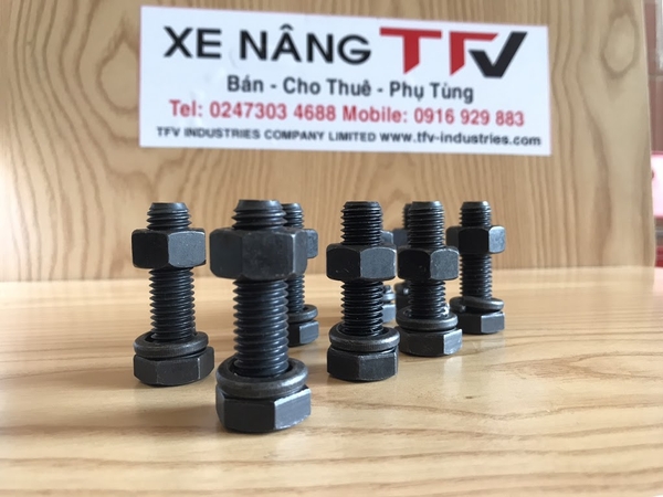 TFVP00127. Bu lông bắt la răng M12x40, phụ tùng xe nâng, hàng mới 100%