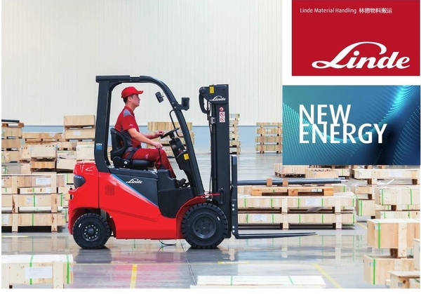 Xe nâng điện Linde E15CBHP-01 1,5 tấn nâng 4,5m