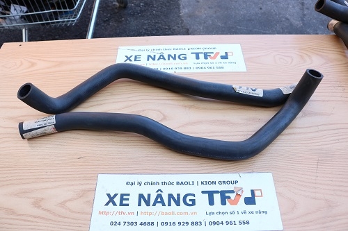 Ống dẫn nước làm mát (ống hồi thủy lực) xe nâng model 8FD10-30, 8FDN10 mã 68174-26600-71. Mã P.00225