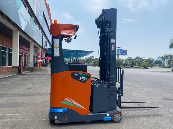 Thuê xe nâng Reach truck đứng lái 1.5 tấn, Heli CQD15-GE2R. Sx 2022. XM.R15HLT60.00541