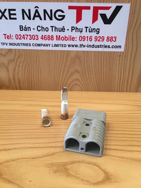 Giắc sạc kết nối ắc quy dùng cho dòng điện 175A, phụ tùng xe nâng, hàng mới 100%. TFVP00133.