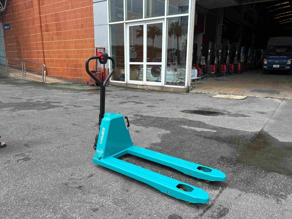 Xe nâng tay điện 1.5 tấn Baoli KBP15-S3. Hàng có sẵn