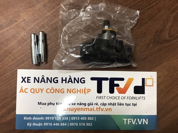 Xylanh phanh xe nâng 7-8FD20~30, 7FB20~30, FD20~25T3, hiệu Folangsi, mã 234A3-72001, hàng mới 100%