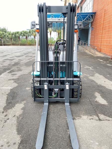 Xe nâng điện 2.5 tấn Baoli KBE25-01. Nâng cao 4.7m. Sản xuất 2025. Mới 100%