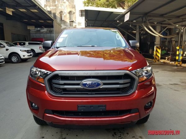 Ranger XLS 2019 màu đỏ