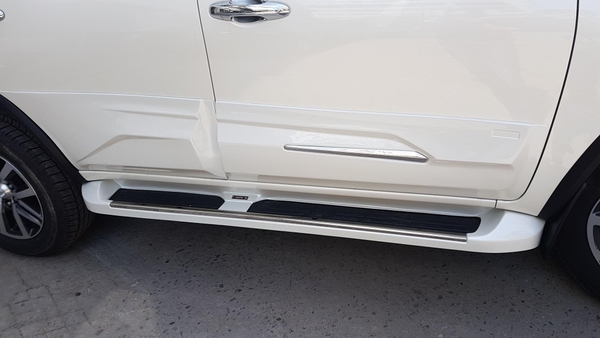 ốp body kit Toyota Fortuner 2017-2020 độ Lexus LX 570
