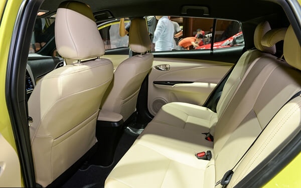hà ng ghế sau yaris 2019