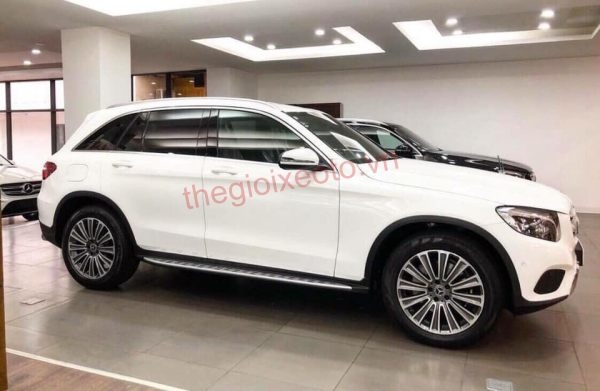 Thân xe Mercedes GLC 250 4Matic 2019