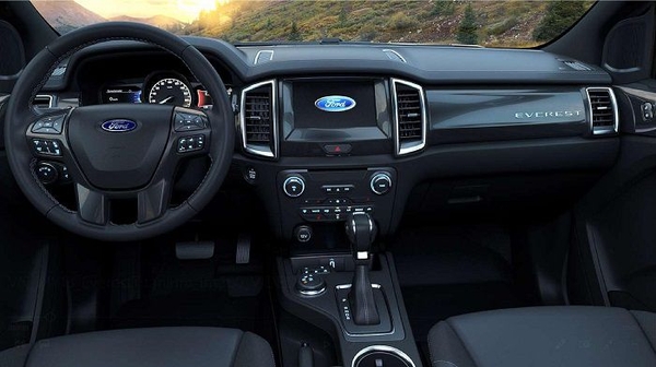 đánh giá nội thất xe ford everest 2019
