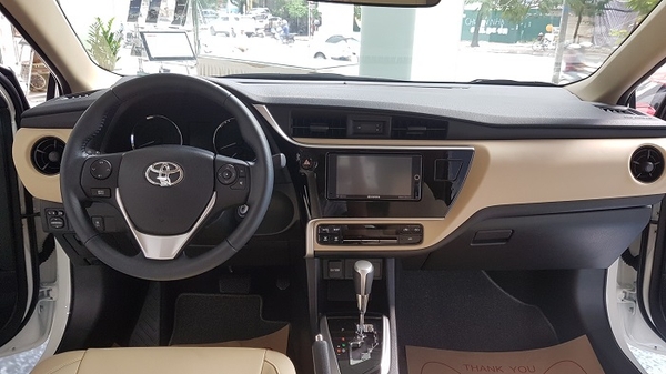 nội thất toyota corolla altis 2019
