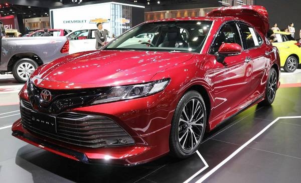 Toyota Camry 2019 độ phiên bản thể thao TRD Sportivo