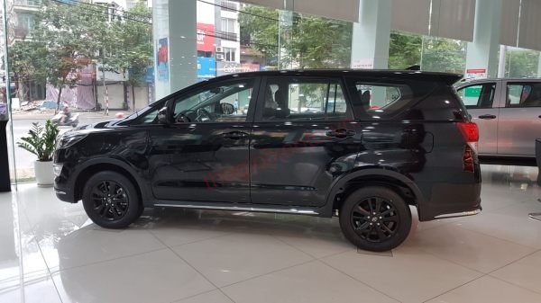 Hình ảnh Toyota Innova 2.0 Venturer 2019