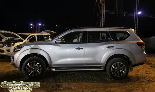 Thân xe Nissan Terra