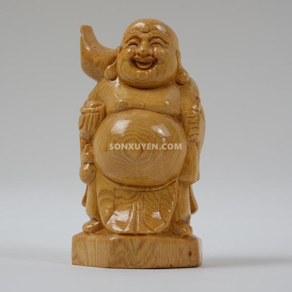 Phật di lặc cầm thoi vàng bằng gỗ pơ mu  cao 11,5 cm rộng 6 cm