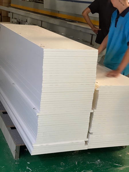 Gia Công Nội Thất Giá Từ 60K/Tấm: Sự Thật Đằng Sau Mức Giá Khiến Nhiều Xưởng Phải Dè Chừng