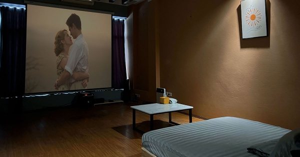 Trải nghiệm hẹn hò riêng tư tại rạp chiếu phim giường nằm Hà Nội