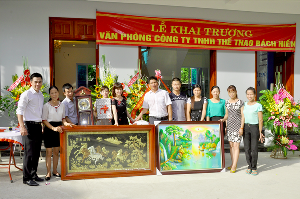 KHAI TRƯƠNG VĂN PHÒNG CÔNG TY TNHH THỂ THAO BÁCH HIỀN (NGÀY 20/7/2016)