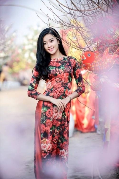 Street style Tết của hội hot girl sành mặc Instagram: Dù diện áo dài hay váy  áo kiểu cách cũng đều sang chảnh, xinh tươi hết nút