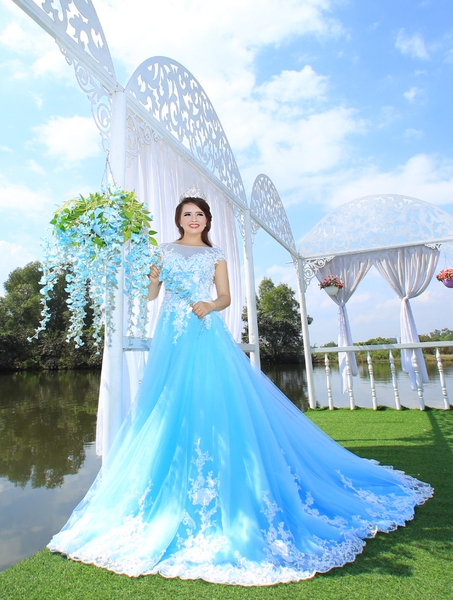 Váy cưới đẹp màu xanh ngọt ngào nữ tính – Tu Linh Boutique