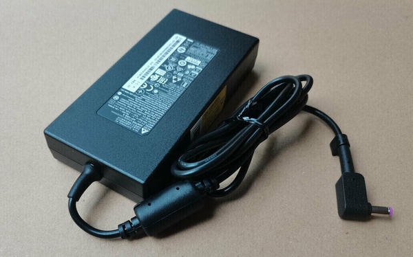 Adapter Charger ADP-135KB Acer Nitro 5 AN515-53-55G9 AN515-53-52FA