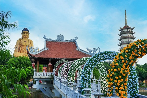 chua-khai-nguyen-tour-gia-re-kinh-nghiem-du-lich-2025