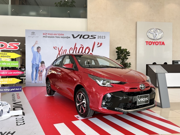 gia-xe-toyota-vios-2023-vg-do