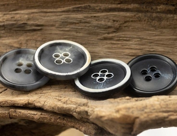 NÚT(CÚC) NHỰA - PLASTIC BUTTONS